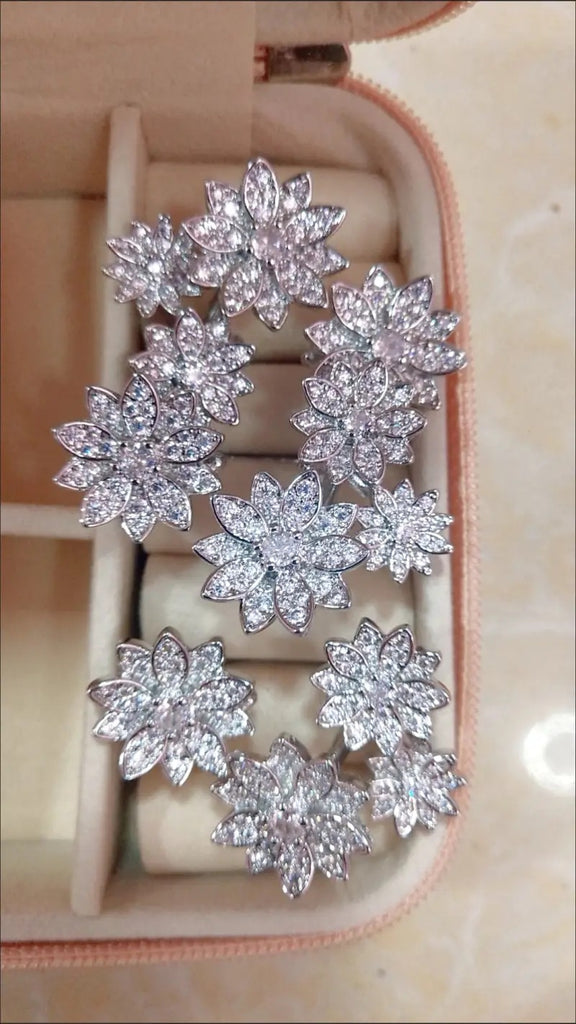 van cleef floral diamond ring cluster ring silver white gold inexpensive luxury diamond buy sell